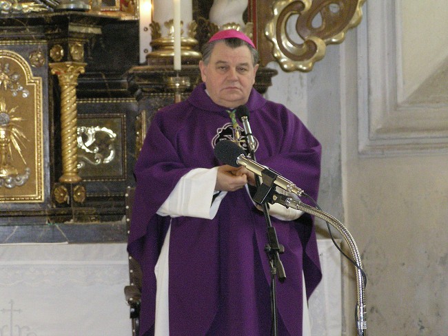 Mše sv. vedená Bis. Mons. Dominikem Dukou