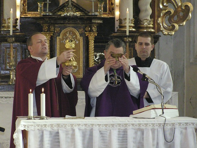 Mše sv. vedená Bis. Mons. Dominikem Dukou