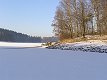 Suchou nohou na ostrůvek